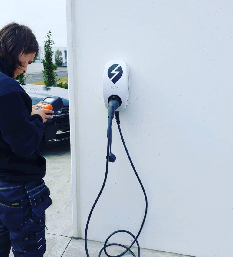 Hleðslustöð fyrir rafmagnsbíl
